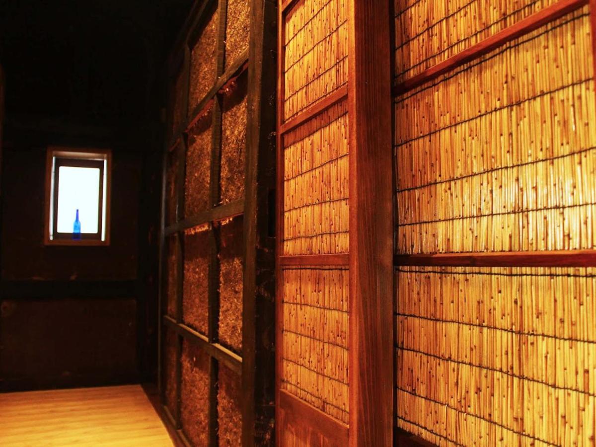 Hostel & Tatami Bar Uchikobare -内子晴れ- Exterior photo